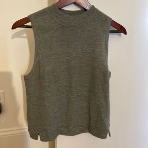 Aritzia green top